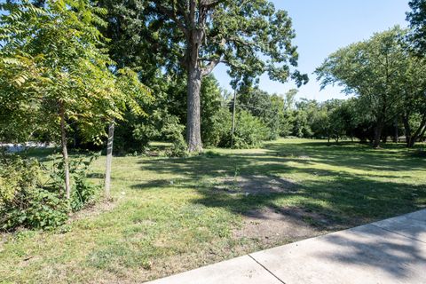 Tiny photo for 830 Porter Street, Joliet, IL 60432 (MLS # 12468017)