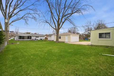 Tiny photo for 249 Shawnee Drive, Carol Stream, IL 60188 (MLS # 12607880)