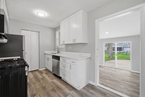 Tiny photo for 249 Shawnee Drive, Carol Stream, IL 60188 (MLS # 12607880)