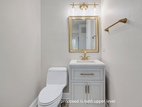 Tiny photo for 2321 Lee Street, Evanston, IL 60202 (MLS # 12521016)