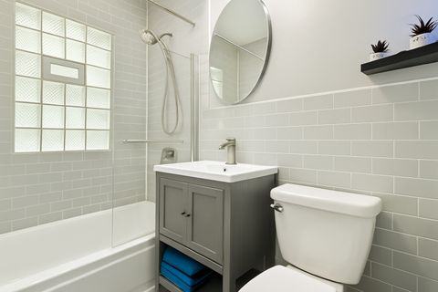 Tiny photo for 2321 Lee Street, Evanston, IL 60202 (MLS # 12521016)