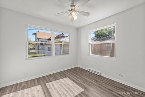 Tiny photo for 4343 Amelia Avenue, Lyons, IL 60534 (MLS # 12517050)