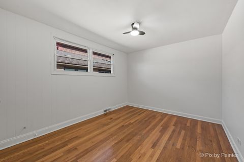 Tiny photo for 4343 Amelia Avenue, Lyons, IL 60534 (MLS # 12517050)