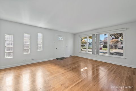 Tiny photo for 4343 Amelia Avenue, Lyons, IL 60534 (MLS # 12517050)