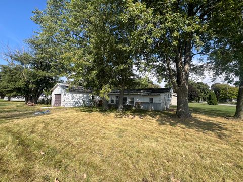 Tiny photo for 315 W Main Street, Sheldon, IL 60966 (MLS # 12475261)