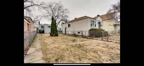 9030 S Ellis Avenue Chicago IL 60619