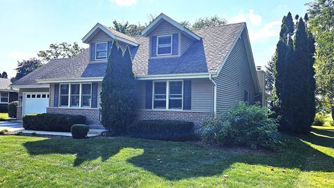 Tiny photo for 205 N Lincoln Street, Elwood, IL 60421 (MLS # 12471229)