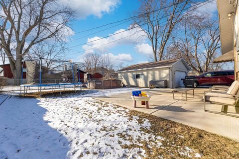 Tiny photo for 15020 Park Avenue, Oak Forest, IL 60452 (MLS # 12552912)