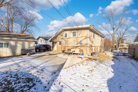 Tiny photo for 15020 Park Avenue, Oak Forest, IL 60452 (MLS # 12552912)