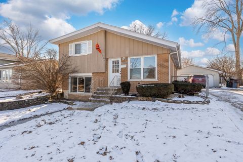 Tiny photo for 15020 Park Avenue, Oak Forest, IL 60452 (MLS # 12552912)