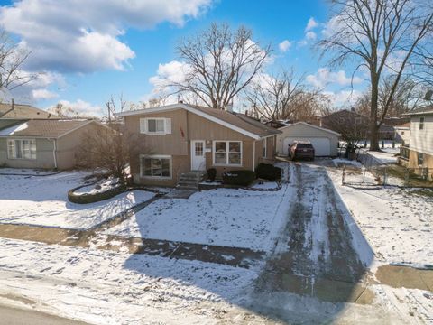 Tiny photo for 15020 Park Avenue, Oak Forest, IL 60452 (MLS # 12552912)
