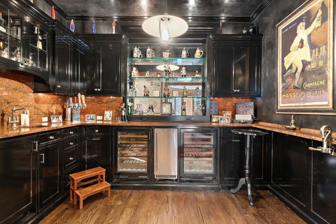 Tiny photo for 640 Hill Road, Winnetka, IL 60093 (MLS # 12447231)