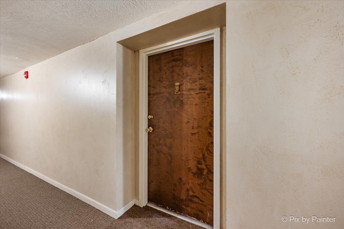 1450 Plymouth Lane 203