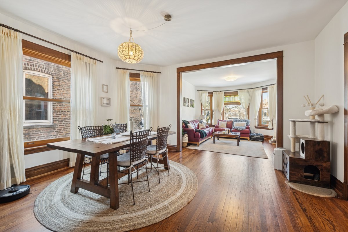 1122 S Oak Park Avenue