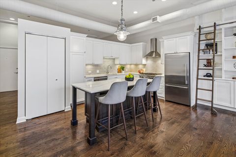 Tiny photo for 333 W Hubbard Street #808, Chicago, IL 60654 (MLS # 12517630)