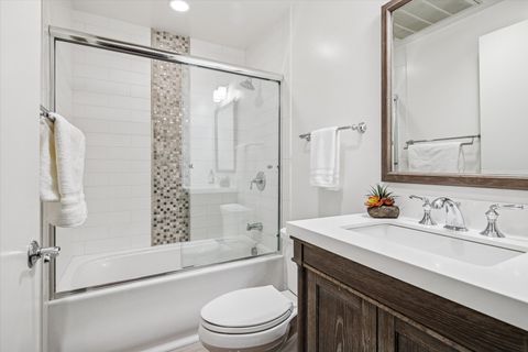 Tiny photo for 333 W Hubbard Street #808, Chicago, IL 60654 (MLS # 12517630)