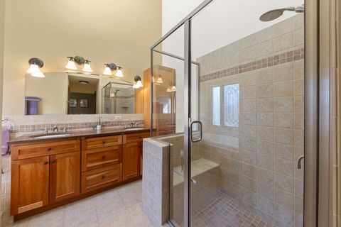 Tiny photo for 73 Venetian Way Circle, Wheaton, IL 60189 (MLS # 12504670)