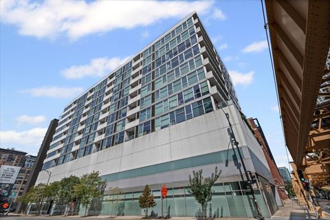 630 N FRANKLIN Street 405 Chicago IL 60610