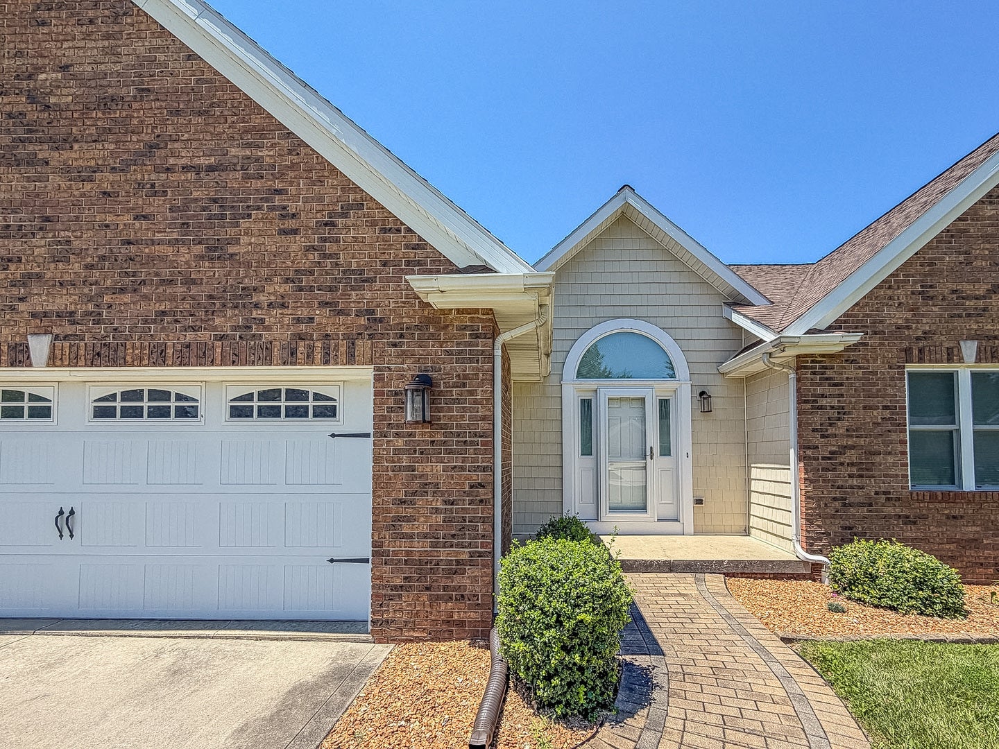 17 Lafayette Meadow