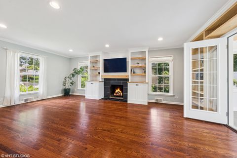 Tiny photo for 220 E Elm Street, Wheaton, IL 60189 (MLS # 12394074)