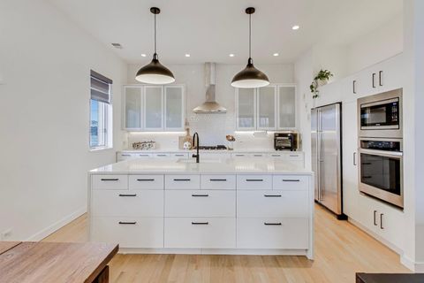 Tiny photo for 4410 N Troy Street #301, Chicago, IL 60625 (MLS # 12576899)