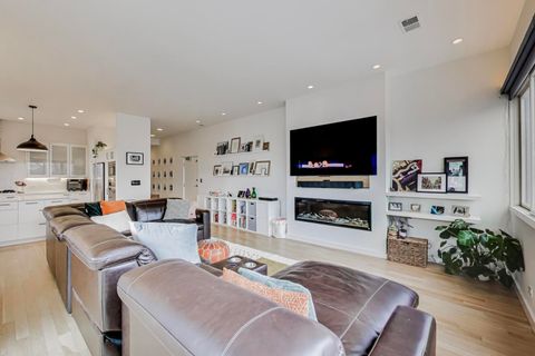 Tiny photo for 4410 N Troy Street #301, Chicago, IL 60625 (MLS # 12576899)