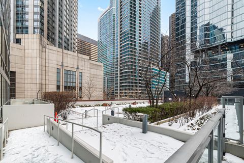 Tiny photo for 505 N McClurg Court #2604, Chicago, IL 60611 (MLS # 12561236)