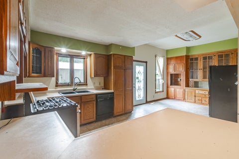 Tiny photo for 105 7th Street, Lincoln, IL 62656 (MLS # 12710856)