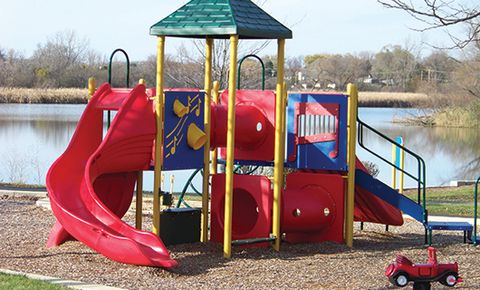 Tiny photo for 509 W Hawthorne Boulevard, Mundelein, IL 60060 (MLS # 12572191)