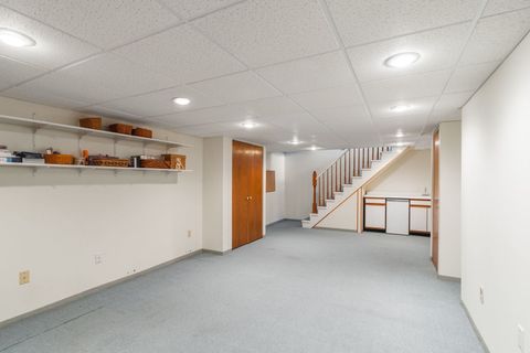 Tiny photo for 509 W Hawthorne Boulevard, Mundelein, IL 60060 (MLS # 12572191)