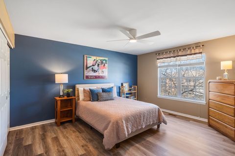 Tiny photo for 509 W Hawthorne Boulevard, Mundelein, IL 60060 (MLS # 12572191)