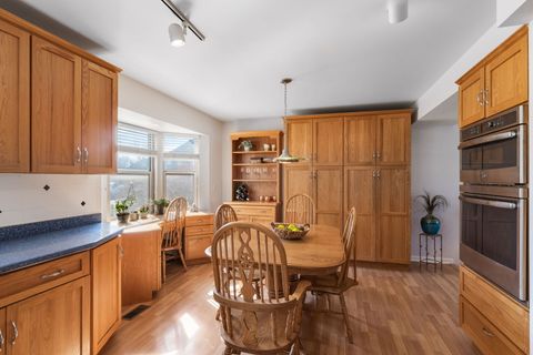 Tiny photo for 509 W Hawthorne Boulevard, Mundelein, IL 60060 (MLS # 12572191)