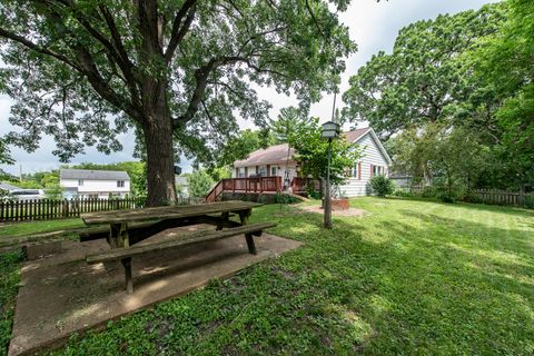 Tiny photo for 38 S Maple Avenue, Fox Lake, IL 60020 (MLS # 12475264)