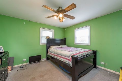 Tiny photo for 38 S Maple Avenue, Fox Lake, IL 60020 (MLS # 12475264)