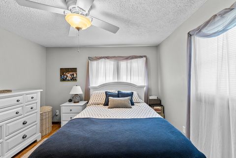 Tiny photo for 1401 Canal Shore Drive, Leclaire, IA 52753 (MLS # 12645954)