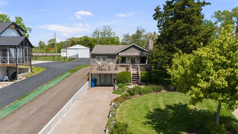 Tiny photo for 1401 Canal Shore Drive, Leclaire, IA 52753 (MLS # 12645954)