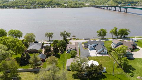 Tiny photo for 1401 Canal Shore Drive, Leclaire, IA 52753 (MLS # 12645954)