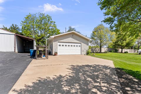 Tiny photo for 1401 Canal Shore Drive, Leclaire, IA 52753 (MLS # 12645954)