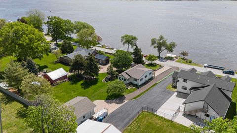 Tiny photo for 1401 Canal Shore Drive, Leclaire, IA 52753 (MLS # 12645954)