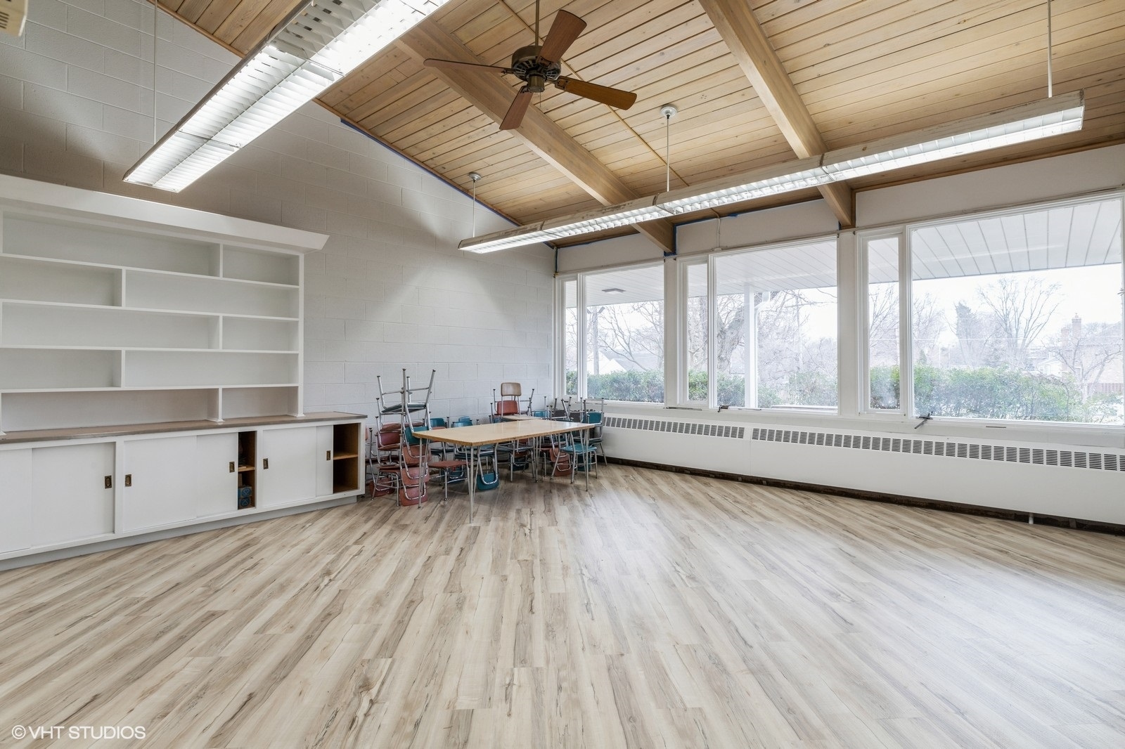 Mount Prospect, Illinois 60056, United States, ,Residential,Active,231351