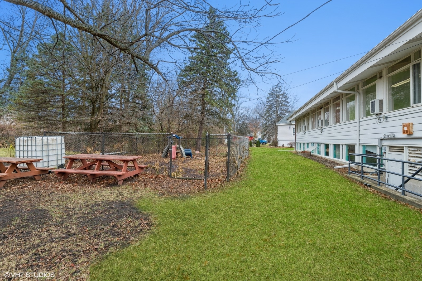 Mount Prospect, Illinois 60056, United States, ,Residential,Active,231351