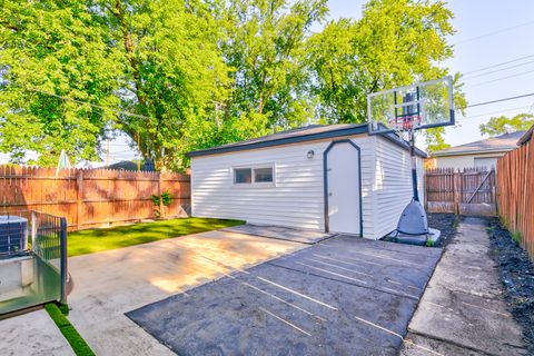 A home in Alsip