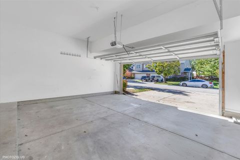 Tiny photo for 201 Westminster Drive, Bloomingdale, IL 60108 (MLS # 12504367)