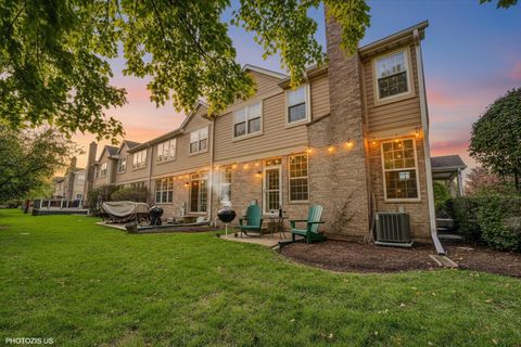 Tiny photo for 201 Westminster Drive, Bloomingdale, IL 60108 (MLS # 12504367)