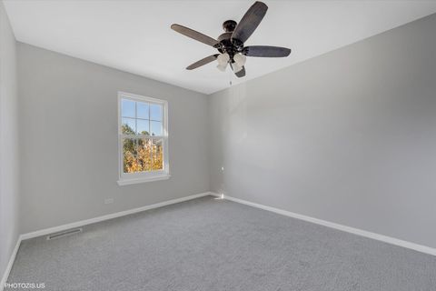 Tiny photo for 201 Westminster Drive, Bloomingdale, IL 60108 (MLS # 12504367)