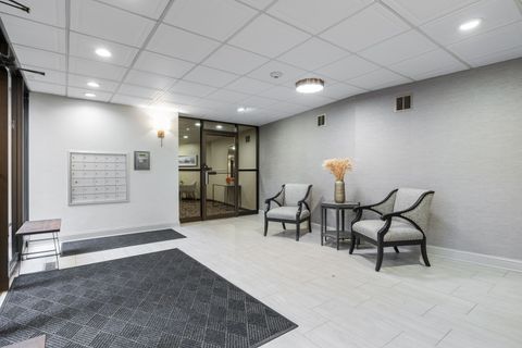 Tiny photo for 407 Ashland Avenue #5F, River Forest, IL 60305 (MLS # 12523345)