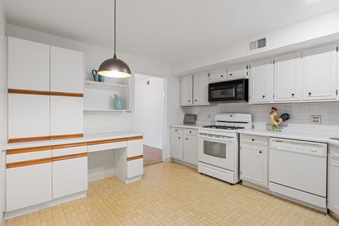 Tiny photo for 407 Ashland Avenue #5F, River Forest, IL 60305 (MLS # 12523345)