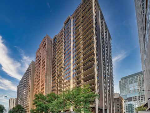 Photo of 201 E Chestnut Street #23A, Chicago, IL 60611 (MLS # 12594592)