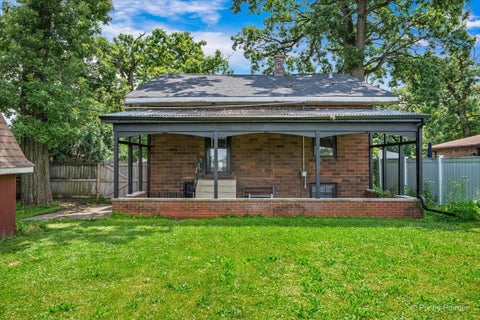 Tiny photo for 7224 W 112th Street, Worth, IL 60482 (MLS # 12676575)
