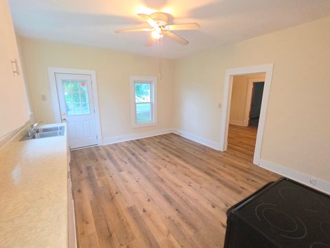 Tiny photo for 1204 N Dawley Street, Salem, IL 62881 (MLS # 12715259)
